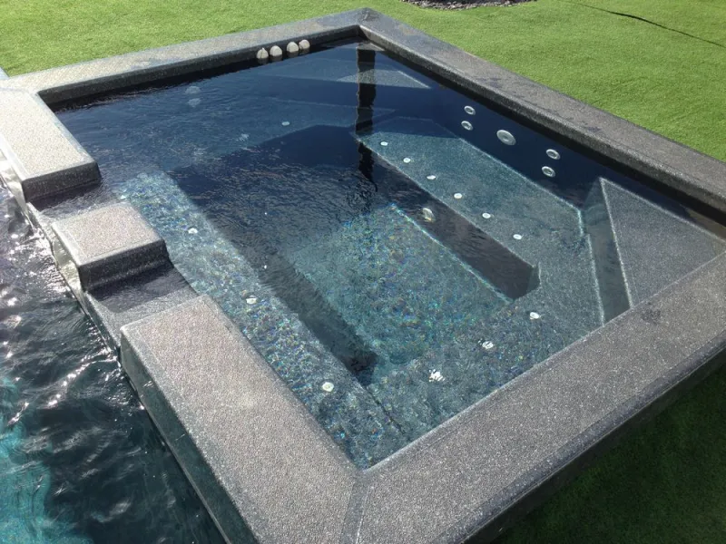 Jacuzzi d'extérieur, Aubagne, Lily Sun Piscine