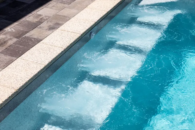 Jacuzzi d'extérieur, Aubagne, Lily Sun Piscine