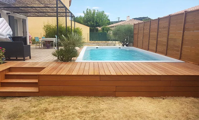 Pose piscine coque semi-enterrée 10m2, Aubagne, Lily Sun Piscine