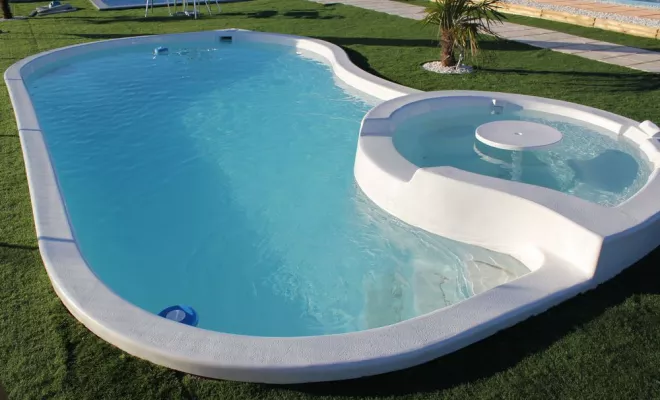 Jacuzzi d'extérieur, Aubagne, Lily Sun Piscine