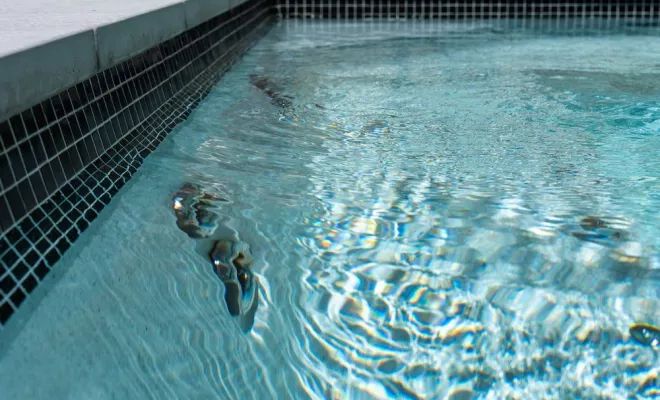 Jacuzzi d'extérieur, Aubagne, Lily Sun Piscine